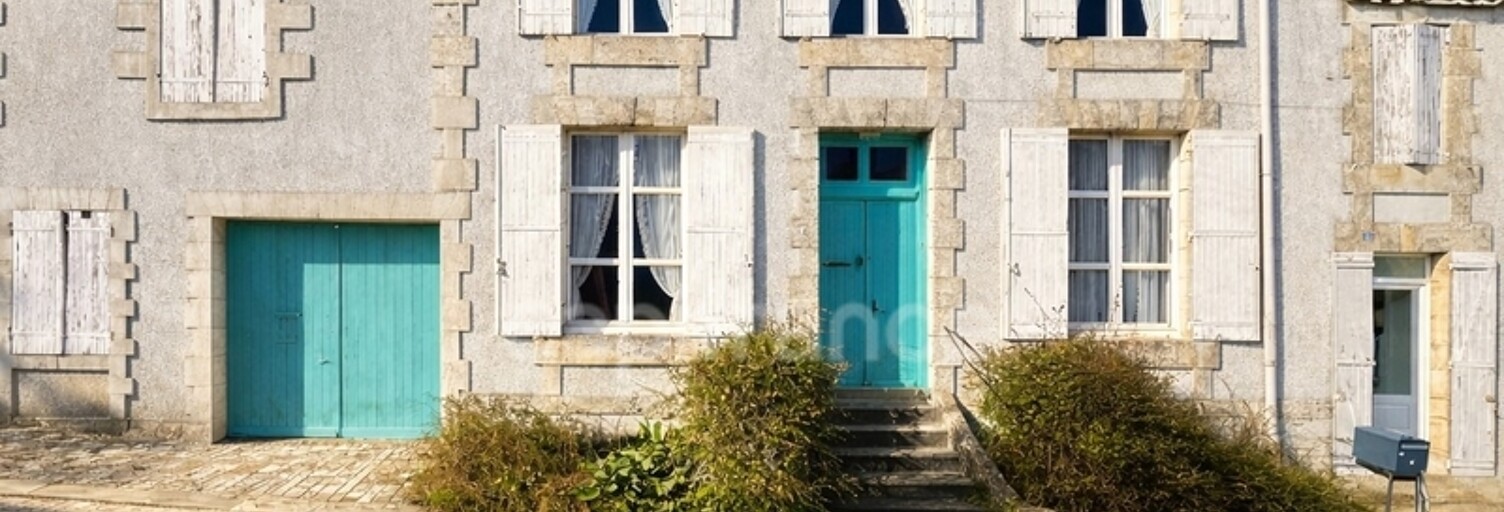 Maison 12 Pièces 302 m² à vendre à Chevanceaux (17210)