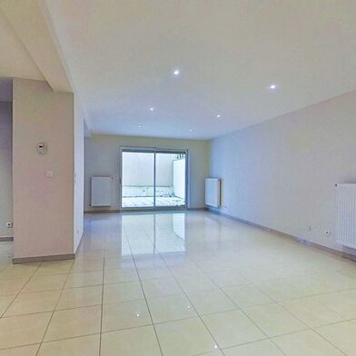 Appartement 4 pièces 269000 €