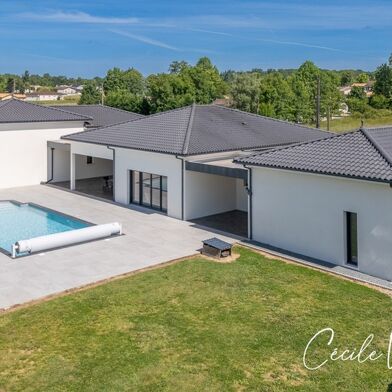 Maison 9 pièces 599000 €