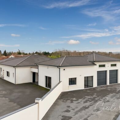 Maison 9 pièces 599000 €