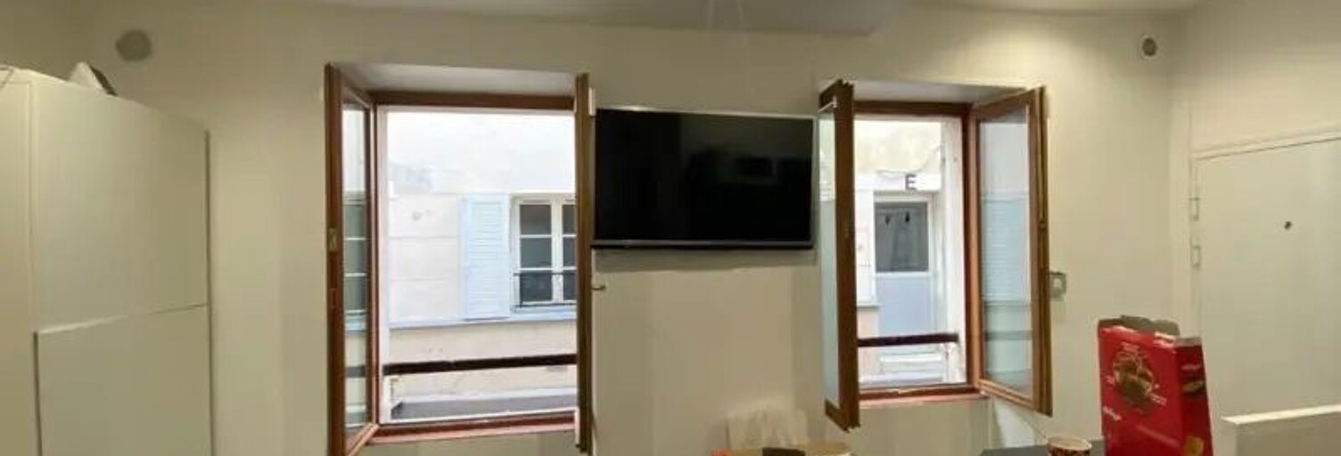 Appartement 1 Pièce 22 m² à louer à Paris 15 (75015)