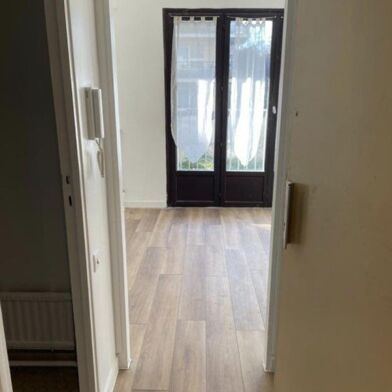 Appartement 1 pièces 950 €