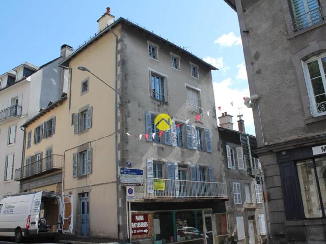 Maison proposé à Vic-sur-Cère