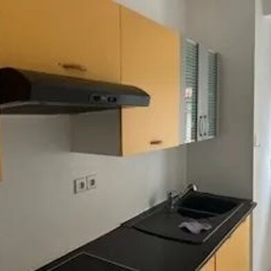 Appartement 1 pièces 360 €