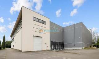 Local industriel  7096 m² à louer à Romainville (93230)