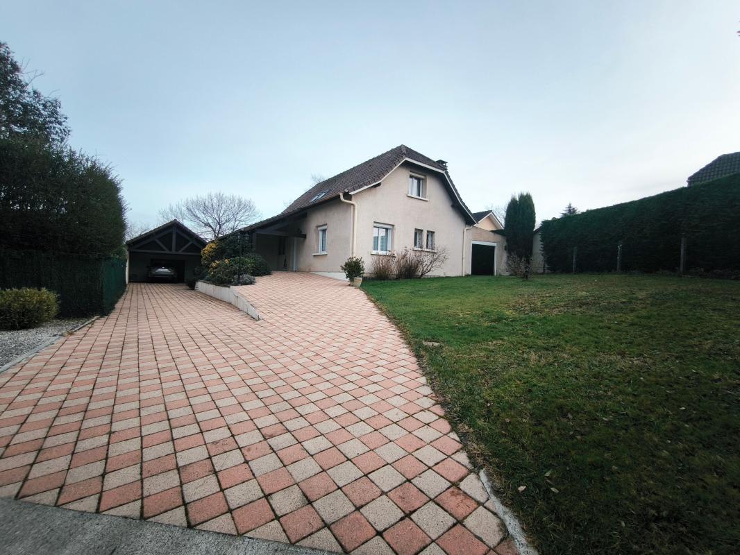 Villa / Maison  T4 à vendre Lescar 64230