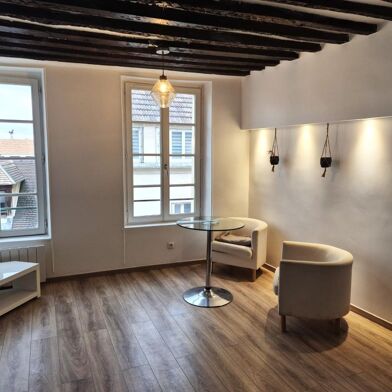 Appartement 2 pièces 874 €