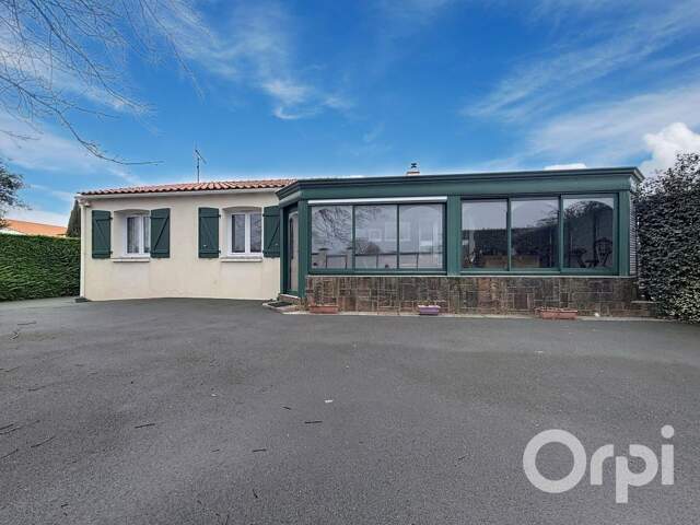 Maison À Vendre — photo du bien