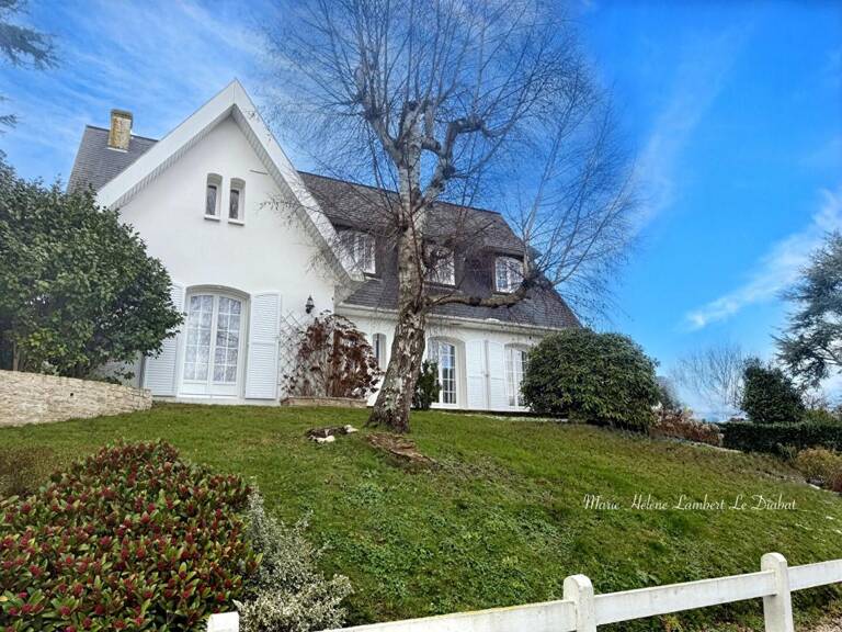 FONTAINE LA MALLET - VIE DE PLAIN PIED - MAISON 7 pièce(s) 170 m2 - JARDIN - SOUS-SOL - GARAGE — photo 1