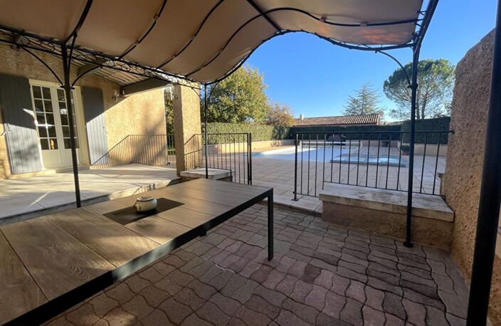 Maison Saint Saturnin Les Apt 5 pièce(s) 130 m2 — photo 4