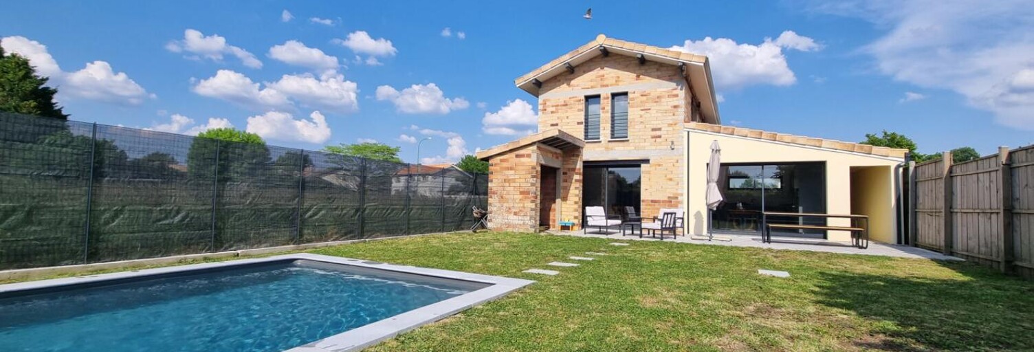 Maison 4 Pièces 162 m² à vendre à Sainte-Hélène (33480)