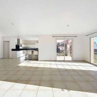 Maison 4 pièces 380000 €