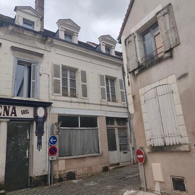 Immeuble  108000 €