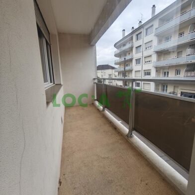 Appartement 2 pièces 700 €