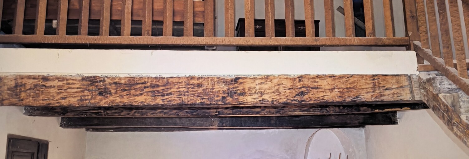 Immeuble  322 m² à vendre à Saint-Étienne-les-Orgues (04230)