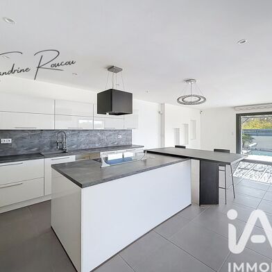 Maison 5 pièces 373000 €