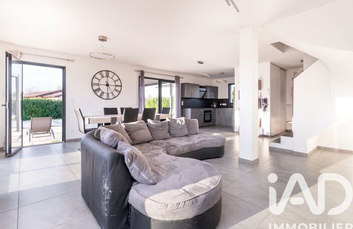 Vente Maison/villa 4 pièces — photo 5