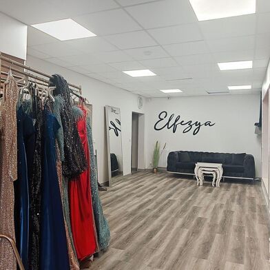 Commerce  299000 €