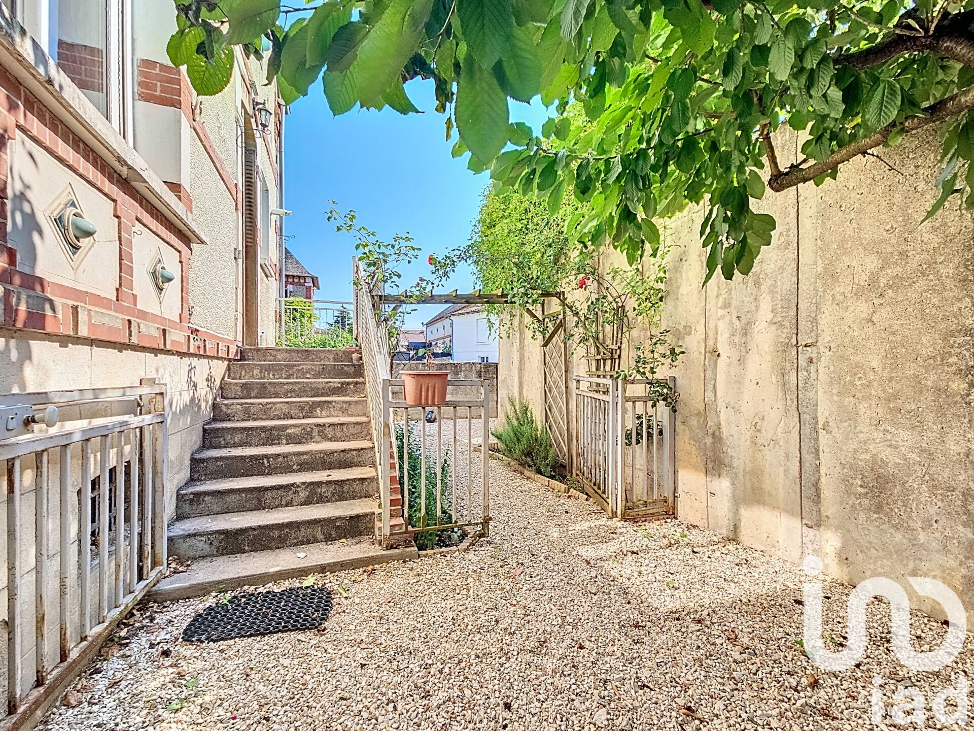 Vente Maison/villa 7 pièces - Photo 3