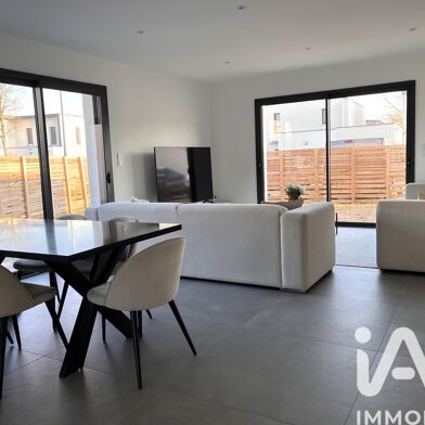 Maison 5 pièces 438000 €
