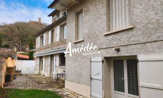 Maison 11 Pièces 304 m² à vendre à Saint-Céré (46400)