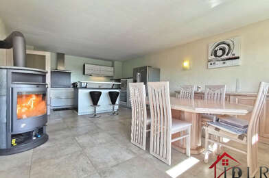 Appartement 4 pièces 260000 €