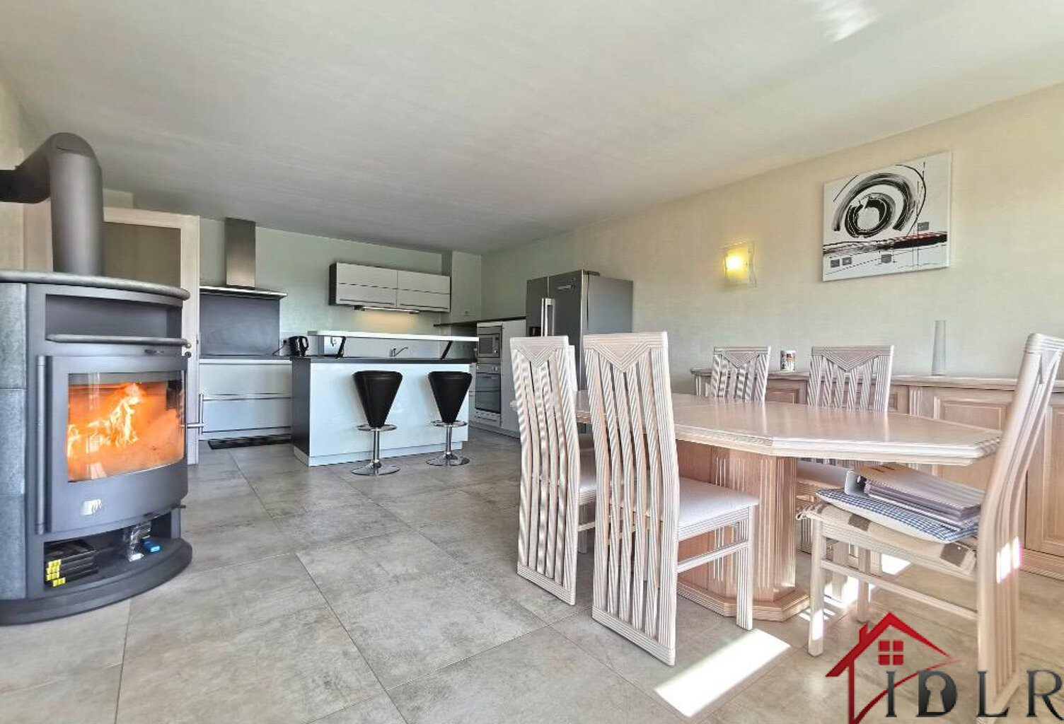 Appartement F4 de 94 m2, terrasse, parking, refait à neuf — photo 1