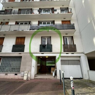 Appartement 1 pièces 830 €