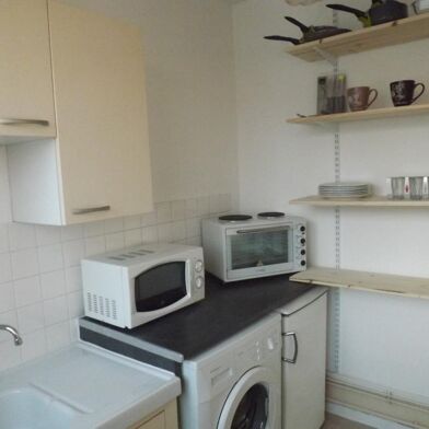 Appartement 1 pièces 490 €