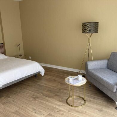 Appartement 1 pièces 1280 €