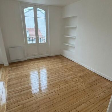 Appartement 3 pièces 745 €