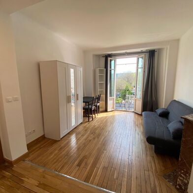 Appartement 1 pièces 822 €