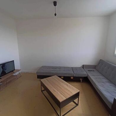 Appartement 1 pièces 370 €