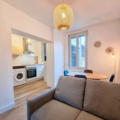 Appartement 2 pièces 790 €