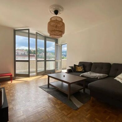 Appartement 3 pièces 750 €