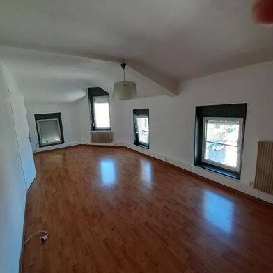 Appartement 3 pièces 650 €
