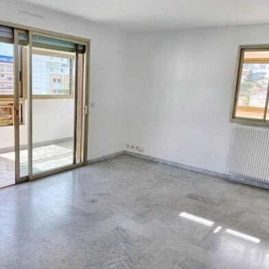 Appartement 2 pièces 900 €