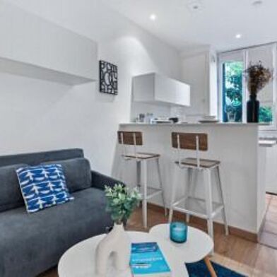 Appartement 1 pièces 890 €