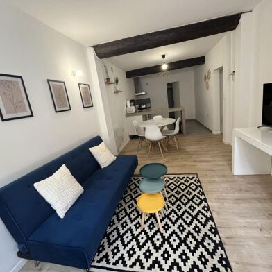 Appartement 3 pièces 810 €
