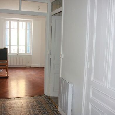 Appartement 2 pièces 757 €