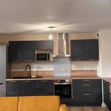 Appartement 5 pièces 1550 €