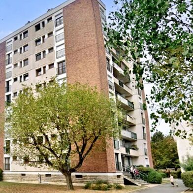 Appartement 4 pièces 1050 €