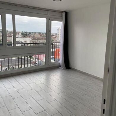 Appartement 1 pièces 855 €