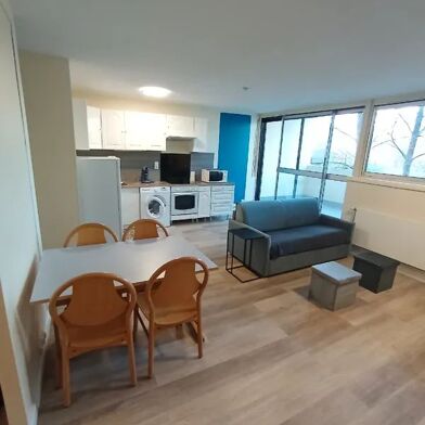 Appartement 1 pièces 790 €