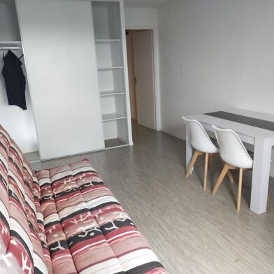 Appartement 1 pièces 550 €