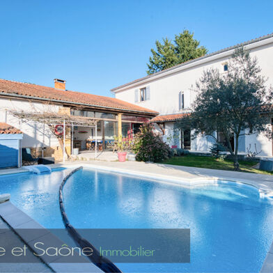 Maison 6 pièces 598000 €