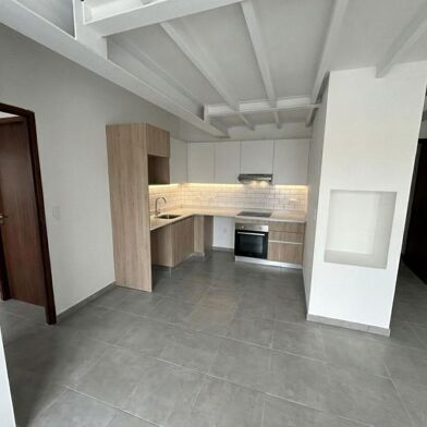 Appartement 3 pièces 215500 €