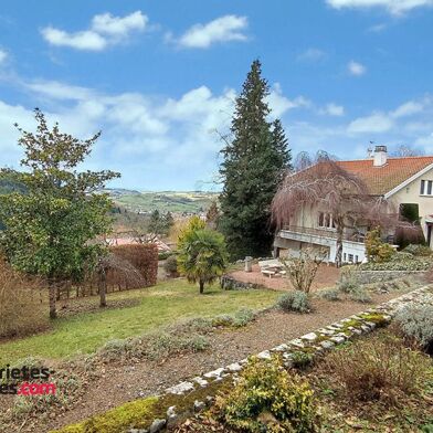 Maison 8 pièces 320000 €