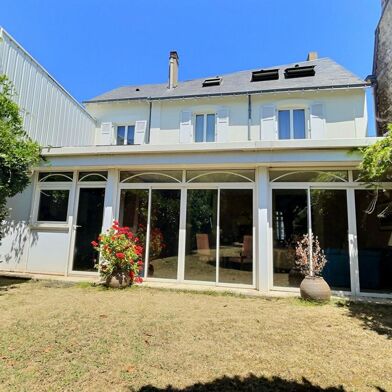 Maison 8 pièces 349000 €