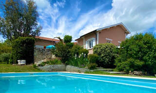 Maison 6 Pièces 233 m² à vendre à Saint-Laurent-d'Agny (69440)